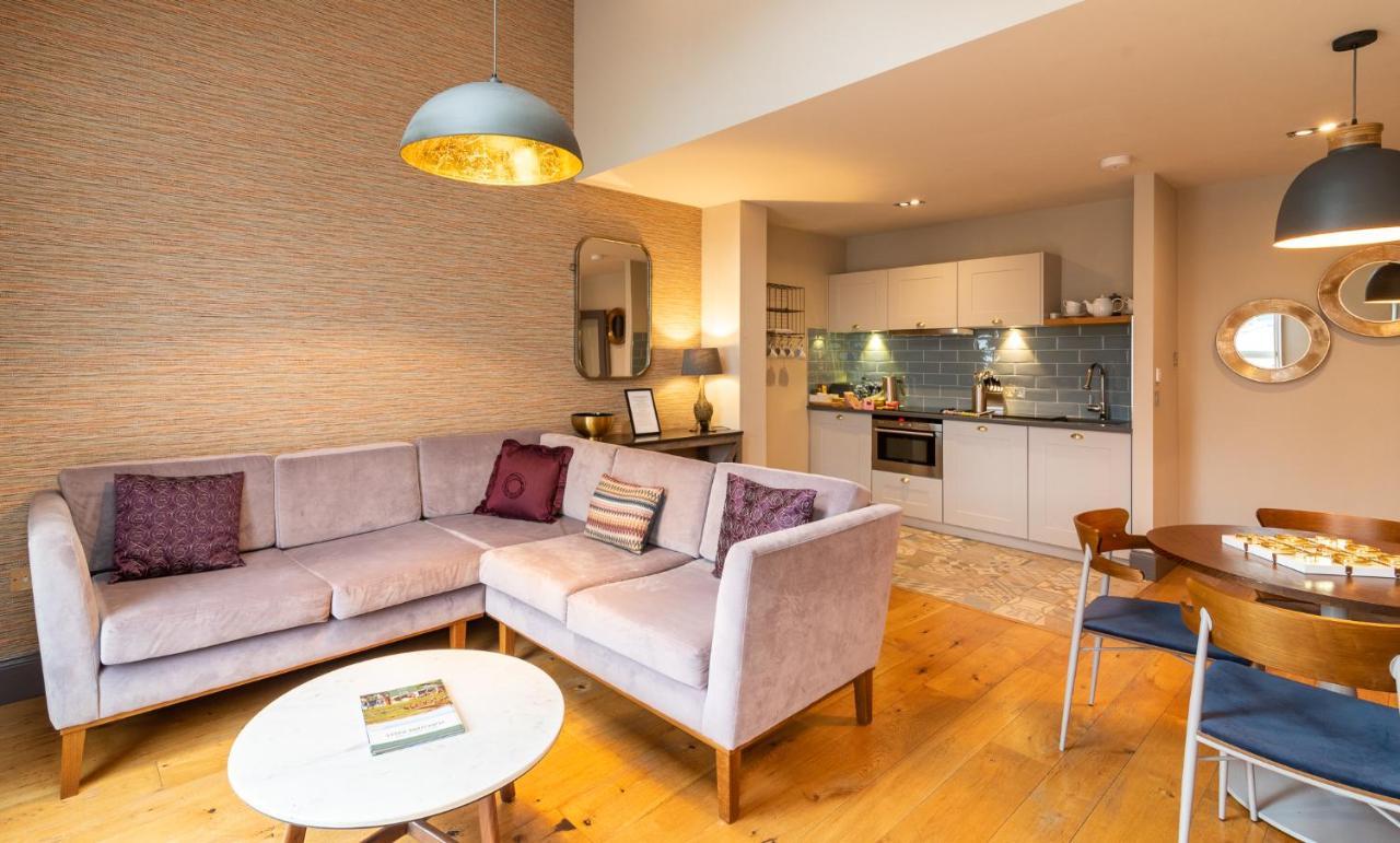 The Lawrance Luxury Aparthotel - Harrogate Buitenkant foto