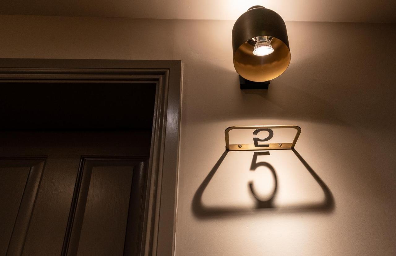 The Lawrance Luxury Aparthotel - Harrogate Buitenkant foto