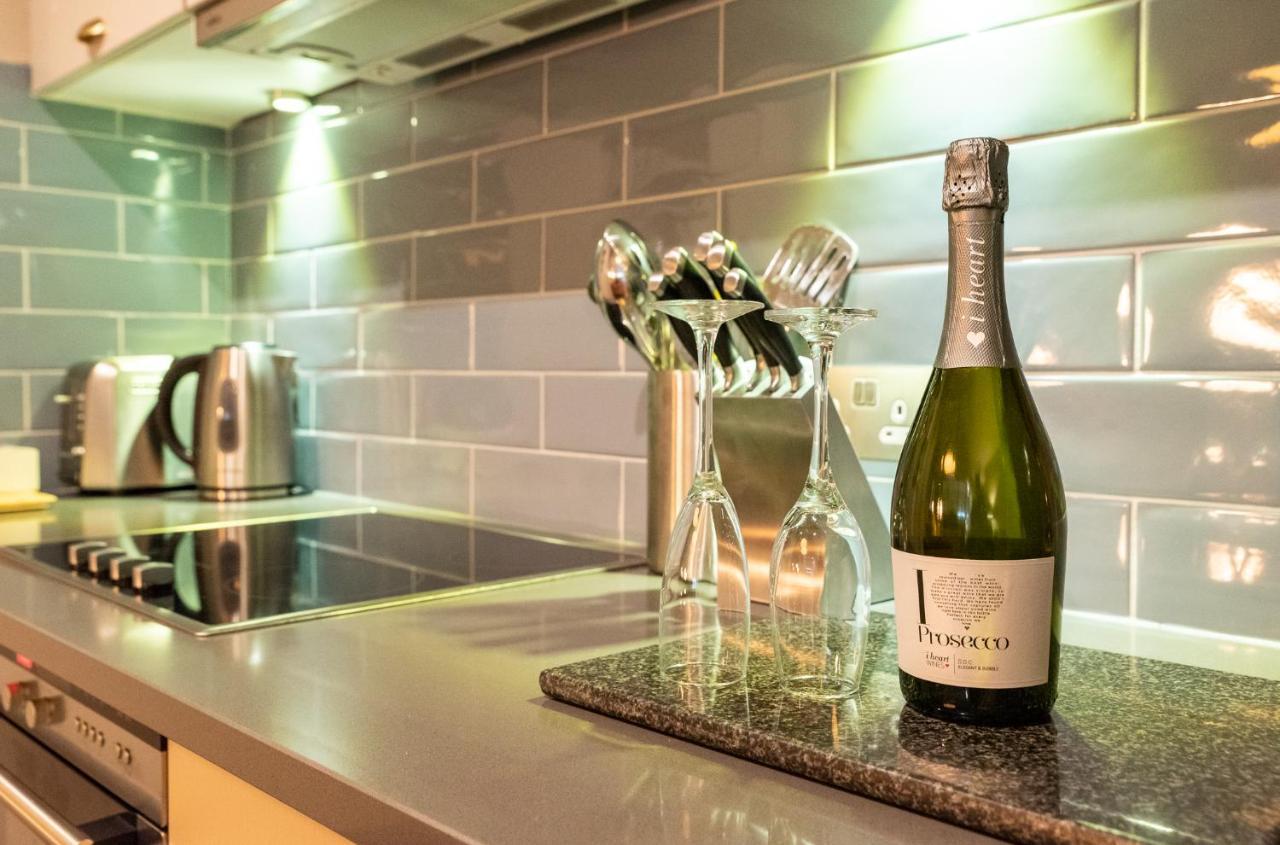 The Lawrance Luxury Aparthotel - Harrogate Buitenkant foto