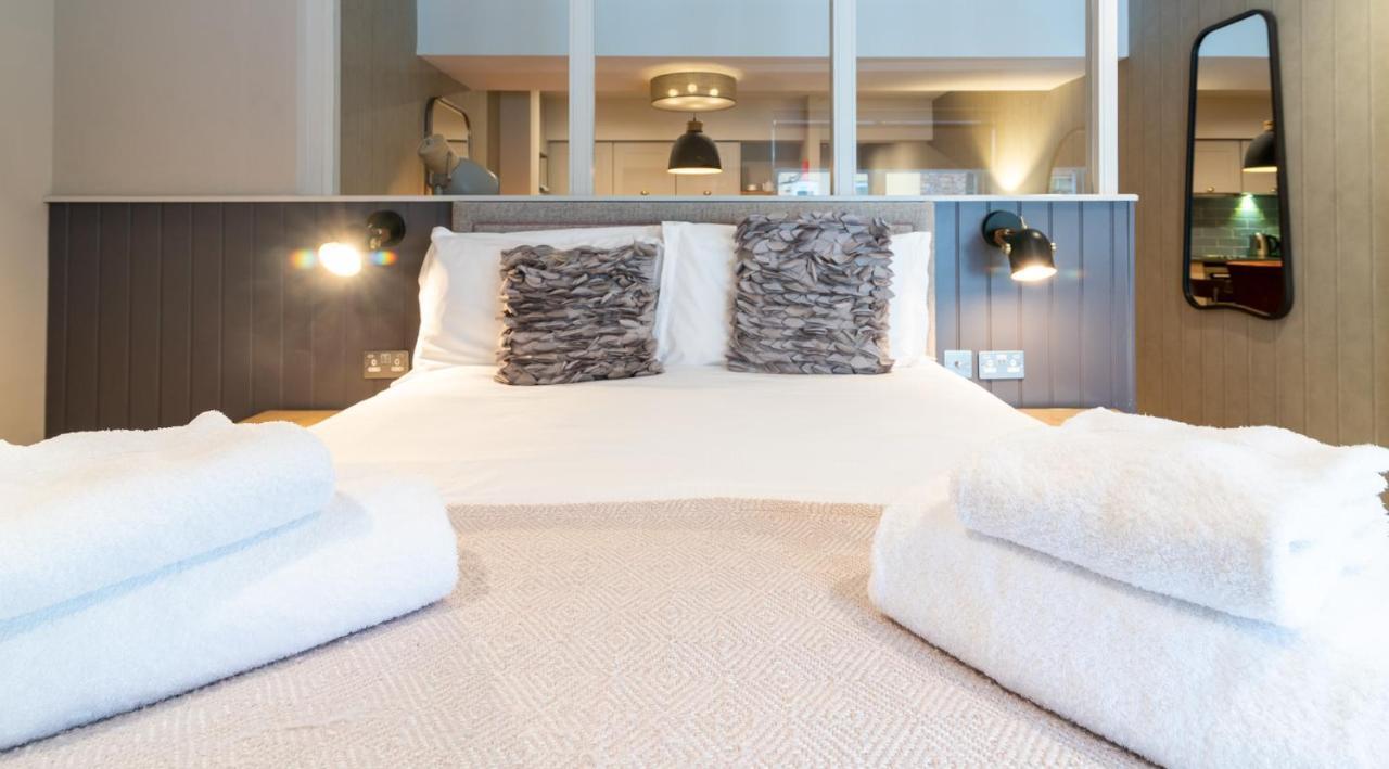 The Lawrance Luxury Aparthotel - Harrogate Buitenkant foto
